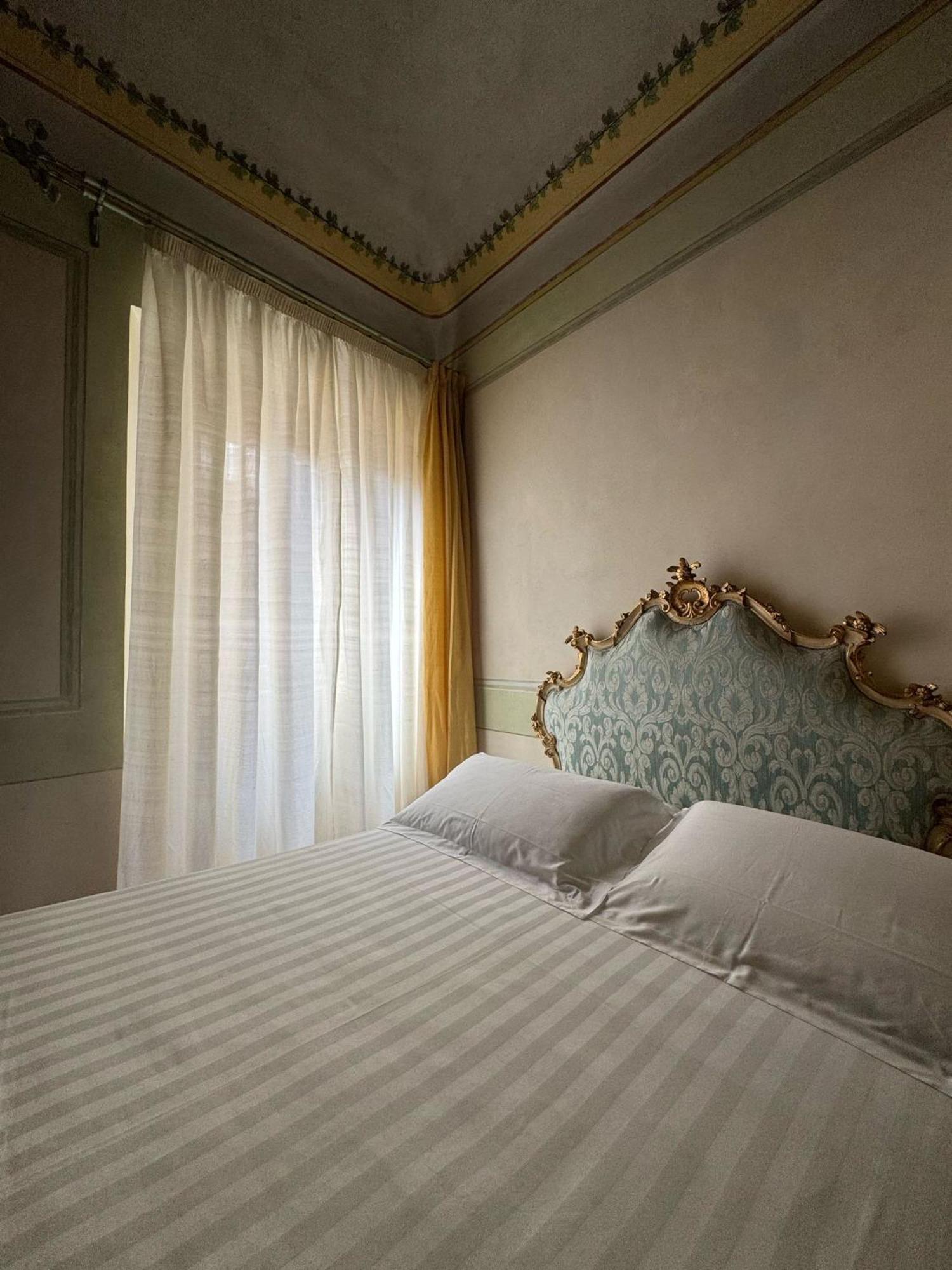Urbino Apartments - Palazzo Paltroni Studio Dış mekan fotoğraf